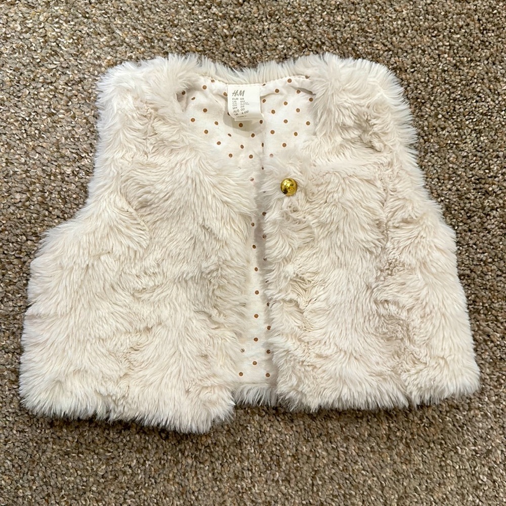 H&M baby faux fur vest